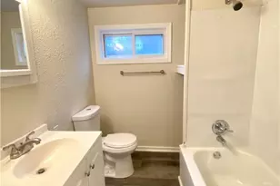 910 Smithton Ave, Marshall Shadeland, PA 15212 - Photo 21