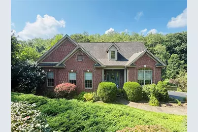 670 Lakeview Dr, South Strabane, PA 15301 - Photo 1