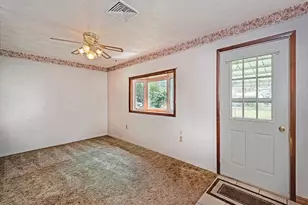 2488 Banks School Rd, Hampton, PA 15044 - Photo 9