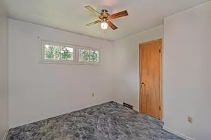 2488 Banks School Rd, Hampton, PA 15044 - Photo 19