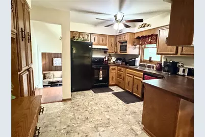 2935 Glenda Drive, Scott Township, PA 16101 - Photo 11