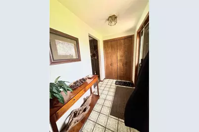 2935 Glenda Drive, Scott Township, PA 16101 - Photo 3