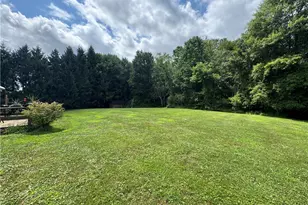 2935 Glenda Dr, Scott Township, PA 16101 - Photo 21