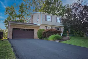 14 Mohawk Dr, Hempfield Township, PA 15601 - Photo 1