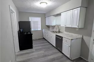 1421 Meadow St, McKeesport, PA 15132 - Photo 5