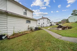 178 Locust St, Cecil, PA 15350 - Photo 9