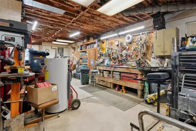 1641 Saw Mill Run Blvd, Pittsburgh, PA 15210 - Photo 25