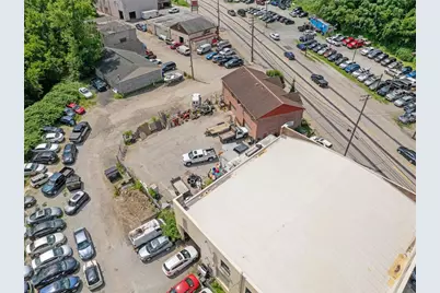 1641 Saw Mill Run Blvd, Pittsburgh, PA 15210 - Photo 35