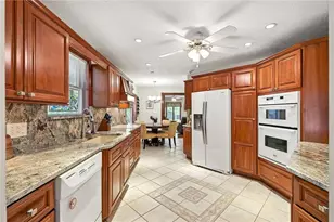 100 Judy Dr, Collier Township, PA 15106 - Photo 15