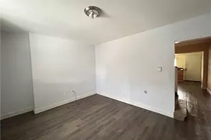 405 S 5th St, Jeannette, PA 15644 - Photo 3