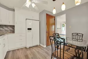 1409 Gill Hall Rd, Jefferson Hills, PA 15025 - Photo 7