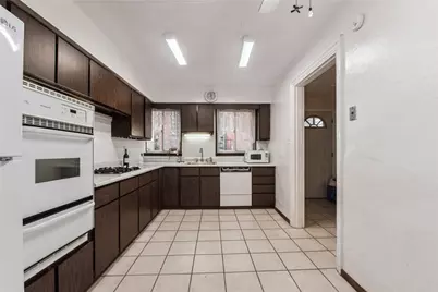 4106 Garden Way, Pittsburgh, PA 15201 - Photo 7