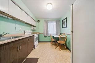 3781 Allendale Cir, Pittsburgh, PA 15204 - Photo 3