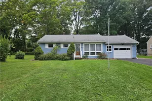 555 N Maple, Mercer Boro, PA 16137 - Photo 1