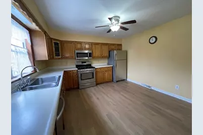 108 Whitney Dr, Cranberry Township, PA 16066 - Photo 3