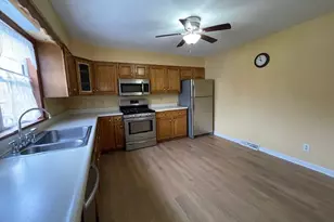 108 Whitney Dr, Cranberry Township, PA 16066 - Photo 3