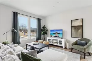 169 Sweetwater Dr, Moon/Crescent Twp, PA 15108 - Photo 5