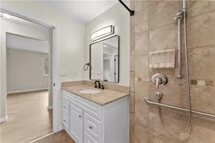 252 Shenandoah Dr, Pittsburgh, PA 15235 - Photo 11