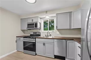 252 Shenandoah Dr, Pittsburgh, PA 15235 - Photo 7