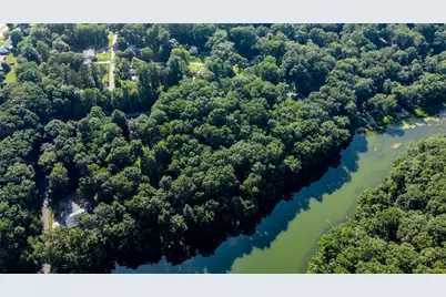 113 Lakewood Dr, Center Township, PA 16001 - Photo 11