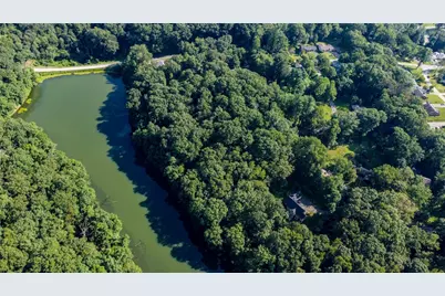 113 Lakewood Dr, Center Township, PA 16001 - Photo 15