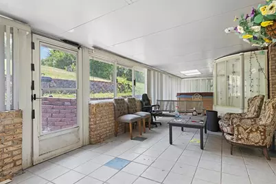 205 Veneze Dr, Robinson Twp, PA 15205 - Photo 15