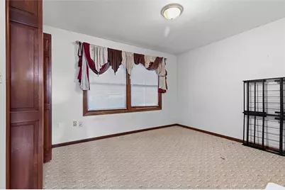 205 Veneze Dr, Robinson Twp, PA 15205 - Photo 23