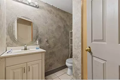 205 Veneze Dr, Robinson Twp, PA 15205 - Photo 27