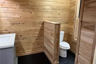 8498 E Lake Rd, Sugarcreek Township, PA 16511 - Photo 19