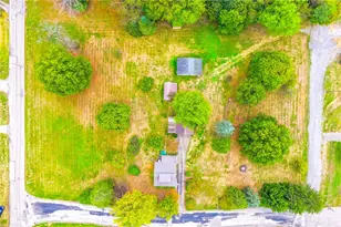 208 Center St, Daugherty Township, PA 15066 - Photo 11