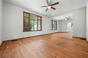 215 S Mercer St, Greenville Boro, PA 16125 - Photo 5