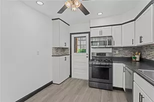 7872 Mt Carmel Rd, Pittsburgh, PA 15147 - Photo 19