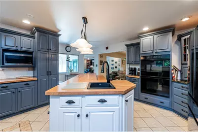 931 Country Club Dr, Hempfield Township, PA 15601 - Photo 29