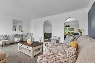 302 Cosette Drive, Cranberry Township, PA 16066 - Photo 7