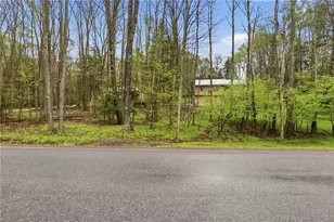 752 Peninsula Dr, Indian Lake Boro, PA 15926 - Photo 3