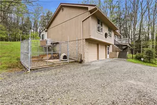 752 Peninsula Dr, Indian Lake Boro, PA 15926 - Photo 5