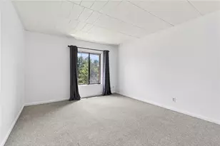 631 Forest Green Dr, Moon/Crescent Twp, PA 15108 - Photo 19