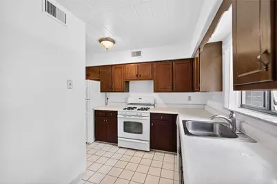 631 Forest Green Dr, Moon/Crescent Twp, PA 15108 - Photo 15