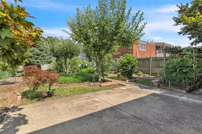 1134 Leishman Ave, New Kensington, PA 15068 - Photo 31