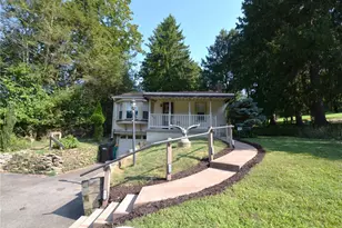 2425 Hampton Ave, Hampton, PA 15101 - Photo 3