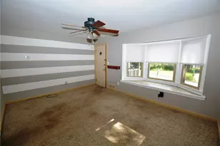 2425 Hampton Ave, Hampton, PA 15101 - Photo 11