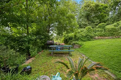 300 Eddington St, Pittsburgh, PA 15207 - Photo 25