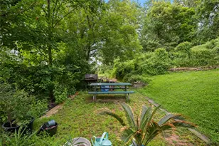 300 Eddington St, Pittsburgh, PA 15207 - Photo 25