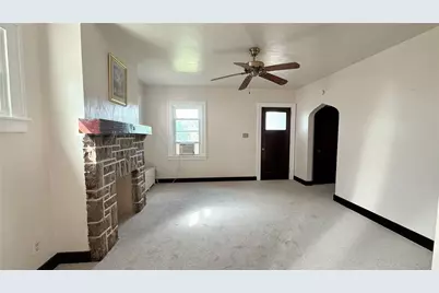 256 Pennsylvania Blvd, Pittsburgh, PA 15228 - Photo 13