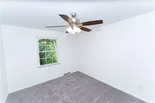 410 Edgetree Ln, Murrysville, PA 15668 - Photo 35