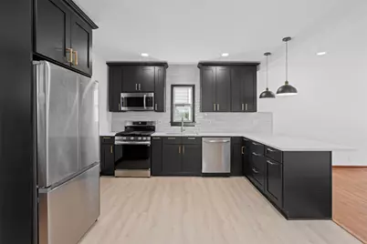 303 Kramer Way, Pittsburgh, PA 15211 - Photo 3