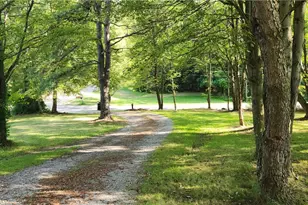 144 Lindy St, Chippewa Township, PA 15010 - Photo 3