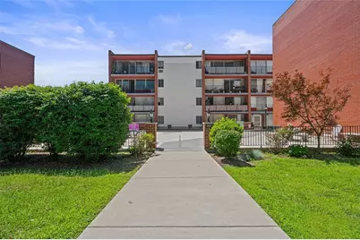 446 Hoodridge Drive #307, Pittsburgh, PA 15234 - Photo 1
