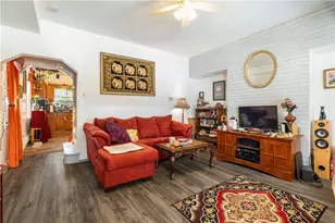 61 Sycamore St, Etna, PA 15223 - Photo 5