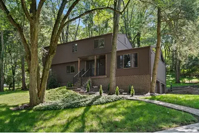 4002 Dublane Ct, Murrysville, PA 15668 - Photo 1